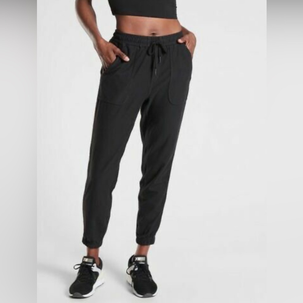 Athleta Farallon Jogger Black Size 2